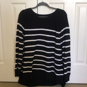 Scoop neck, long sleeve, sweater